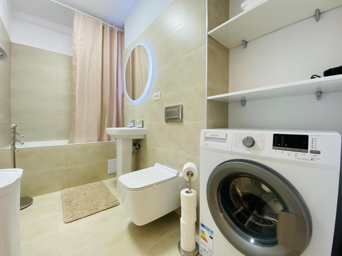 Charming Flat In Brasov With Balcony Panoramic View Braşov Exterior foto